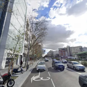 Local en rentabilidad con salida de humos en Calle Francisco Silvela