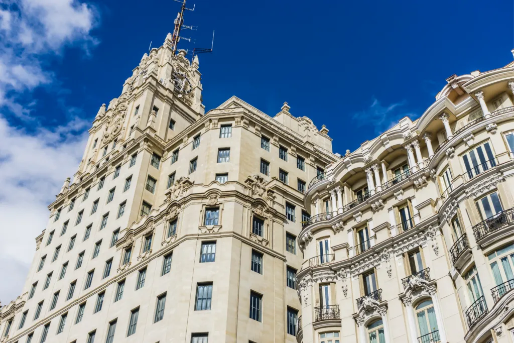 Inversión en edificios turísticos